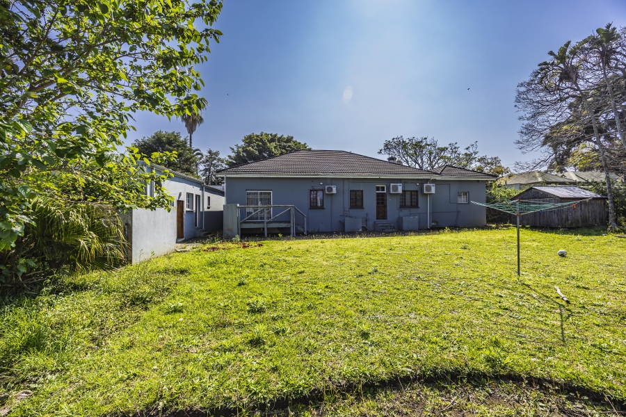 8 Bedroom Property for Sale in Vincent Eastern Cape